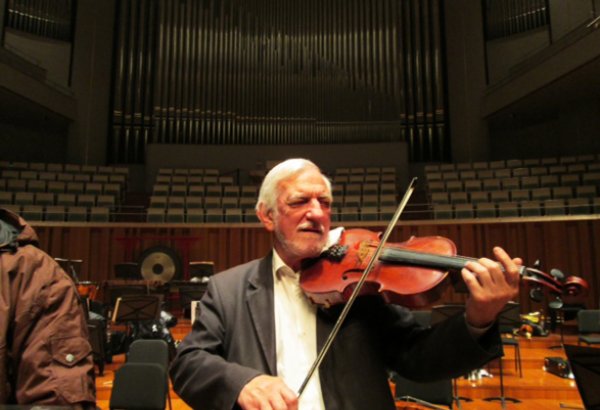 Заслуженный артист Азербайджана Чингиз Мамедов выступил в престижном музее