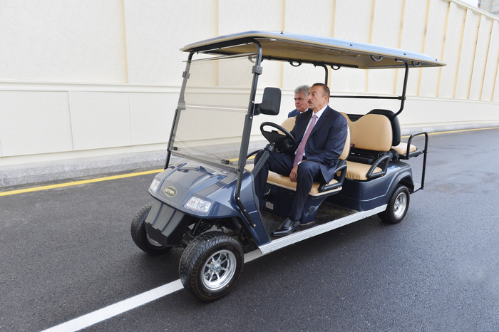 Ильхам Алиев принял участие в церемонии открытия дорожного узла тоннельного типа "Площадь Победы" (ФОТО)