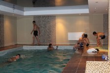 В Азербайджане для детей из семей беженцев и вынужденных переселенцев разработана  экологическая программа "Зеленая Школа" (фото)