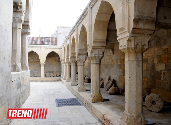 На самой высокой точке древнего Баку - Дворец Ширваншахов  (фотосессия)