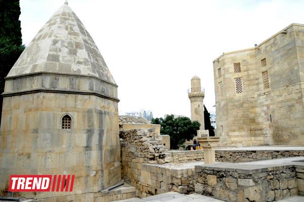 На самой высокой точке древнего Баку - Дворец Ширваншахов  (фотосессия)