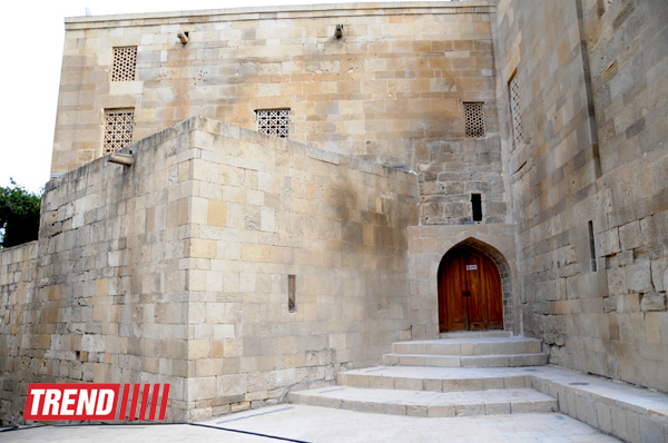 На самой высокой точке древнего Баку - Дворец Ширваншахов  (фотосессия)