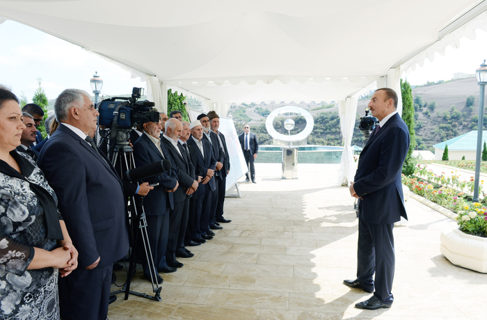 Президент Ильхам Алиев: В центре нашей политики находится гражданин Азербайджана (ФОТО)