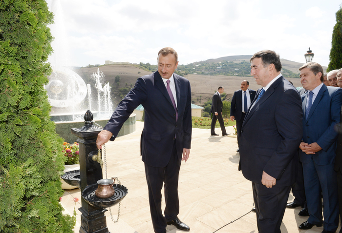 Президент Ильхам Алиев: В центре нашей политики находится гражданин Азербайджана (ФОТО)