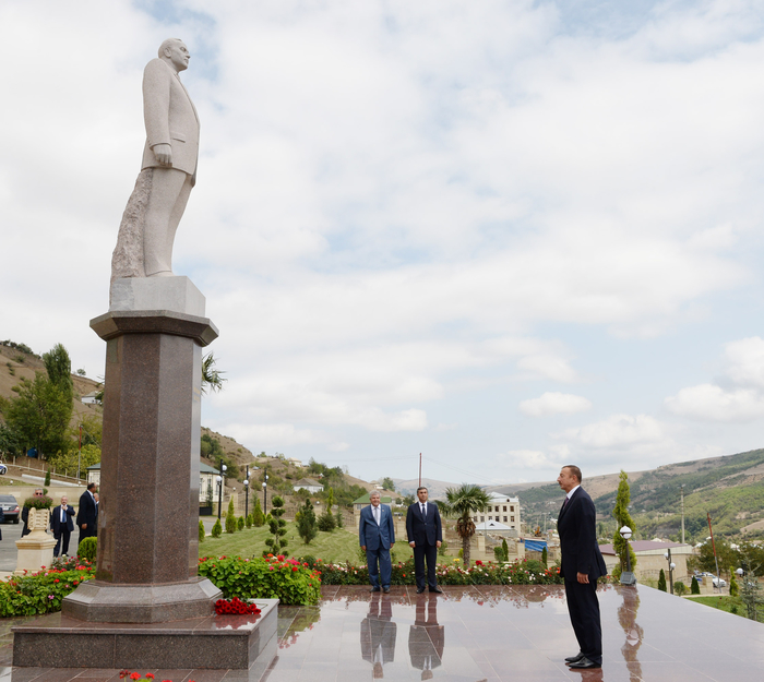 Президент Азербайджана прибыл в Ярдымлинский район (ФОТО)