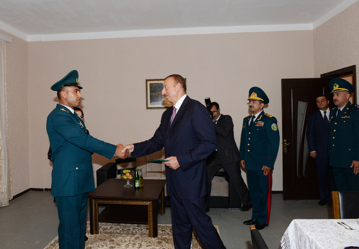 Cданы в эксплуатацию  жилой городок и комплекс служебных зданий Лянкяранского погранотряда  (ФОТО)