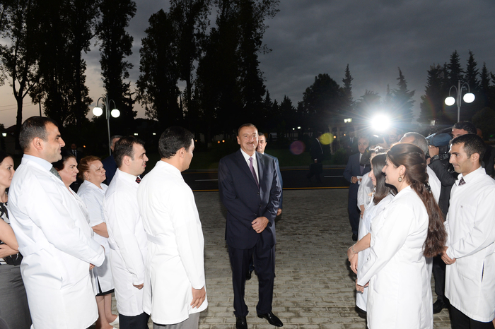 Президент Ильхам Алиев: За последние 10 лет во всех уголках Азербайджана очень сильны тенденции созидания и развития (ФОТО)