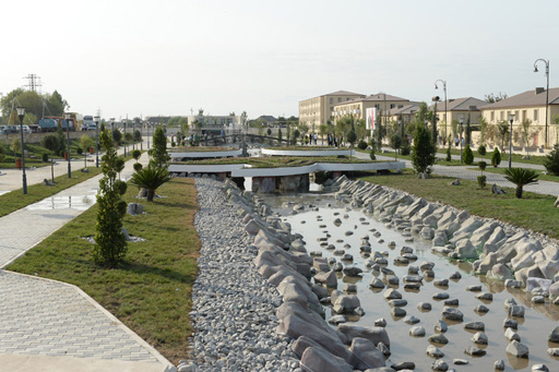 Президент Ильхам Алиев ознакомился с условиями, созданными на Площади флага в Сальяне (ФОТО)