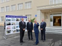 Президент Азербайджана ознакомился с состоянием двух школ в Баку после капремонта (ФОТО)