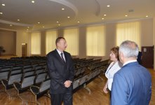 Президент Азербайджана ознакомился с состоянием двух школ в Баку после капремонта (ФОТО)