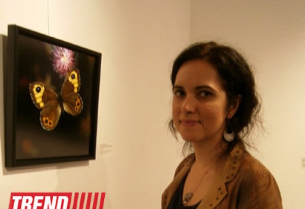 В Испании представлены фотоработы и книга Рены Эфенди "Жидкая земля" (фото)