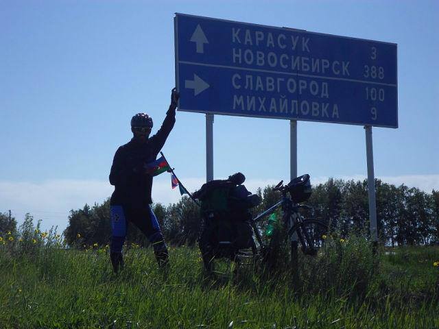 Рамиль Зиядов пересек Забайкалье, Сибирь и добрался до Китая: "Везде прославляю Азербайджан!" (фото)