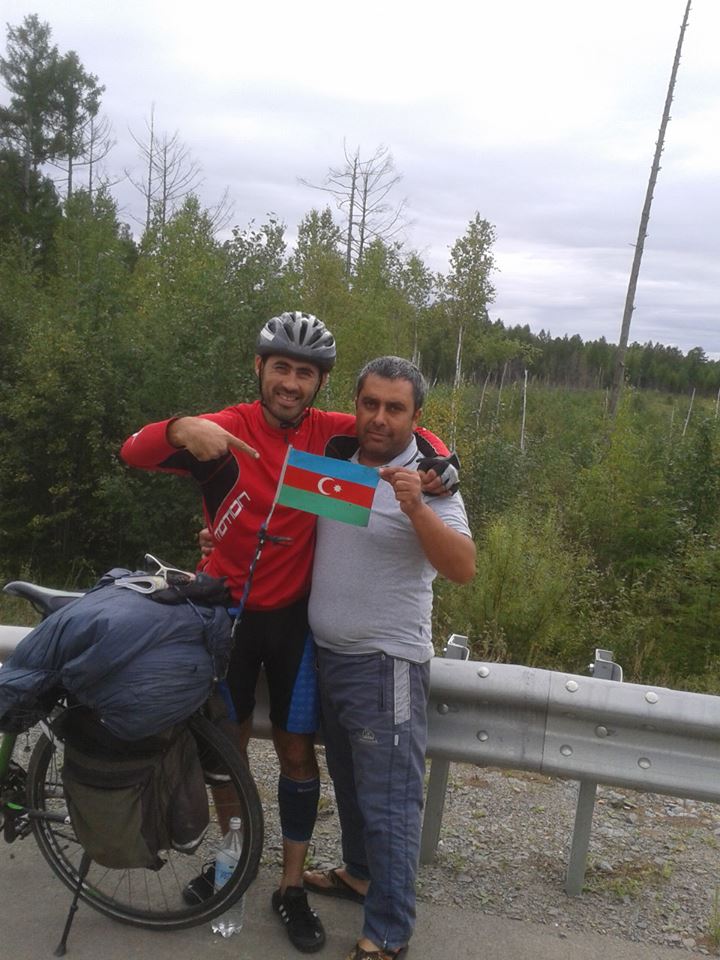 Рамиль Зиядов пересек Забайкалье, Сибирь и добрался до Китая: "Везде прославляю Азербайджан!" (фото)