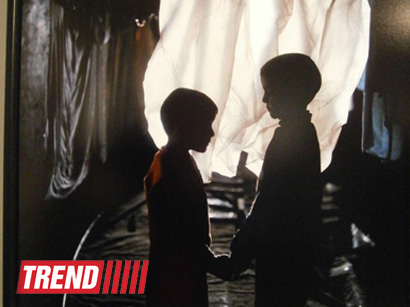 В Испании представлены фотоработы и книга Рены Эфенди "Жидкая земля" (фото)