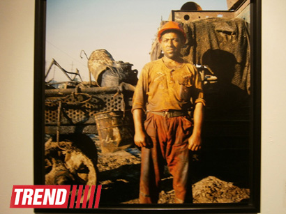 В Испании представлены фотоработы и книга Рены Эфенди "Жидкая земля" (фото)