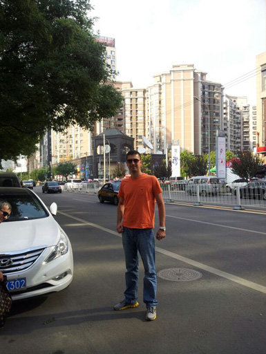 Телеведущий Идрис Джафаров рассказал о путешествии в Европу и Китай (фото)