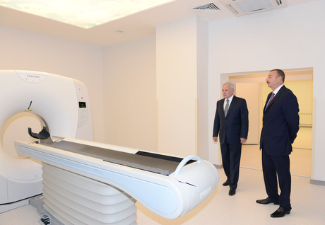 Президент Ильхам Алиев принял участие в открытии Евлахской центральной больницы (ФОТО)