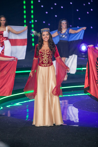 Самира Акманова рассказала о конкурсе "Miss Supranational 2013" в Минске (фото)