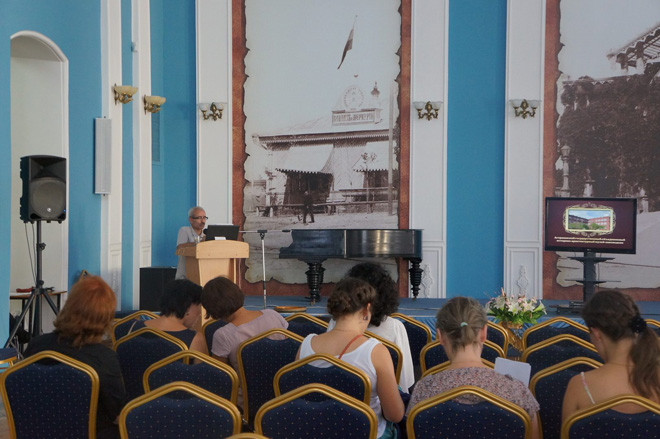 Азербайджанский ханенде занял первое место на фестивале "Голоса золотой степи-2013" в Астрахани (фото)