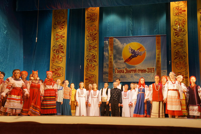 Азербайджанский ханенде занял первое место на фестивале "Голоса золотой степи-2013" в Астрахани (фото)