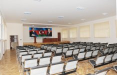 Президент Азербайджана ознакомился с состоянием зданий двух школ в Хатаинском районе Баку после реконструкции (ФОТО)