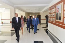Президент Азербайджана и его супруга ознакомились с состоянием трех школ в Баку после капремонта (ФОТО)