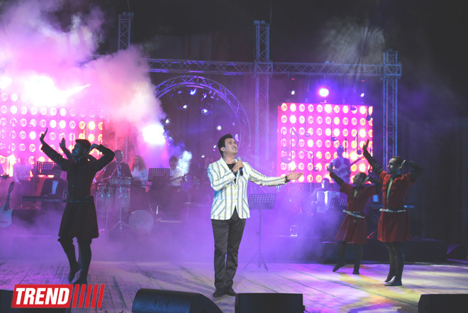 Концерт Надира Гафарзаде прошел при аншлаге - прозвучали композиции Фикрета Амирова, Рашида Бейбутова, Арифа Меликова…(фото)