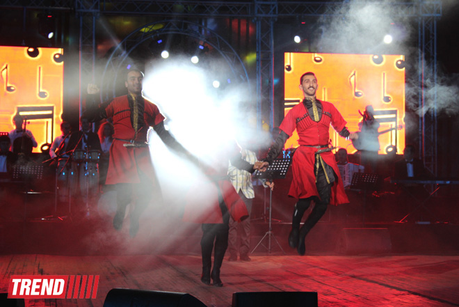 Концерт Надира Гафарзаде прошел при аншлаге - прозвучали композиции Фикрета Амирова, Рашида Бейбутова, Арифа Меликова…(фото)