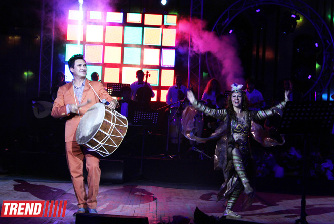 Концерт Надира Гафарзаде прошел при аншлаге - прозвучали композиции Фикрета Амирова, Рашида Бейбутова, Арифа Меликова…(фото)