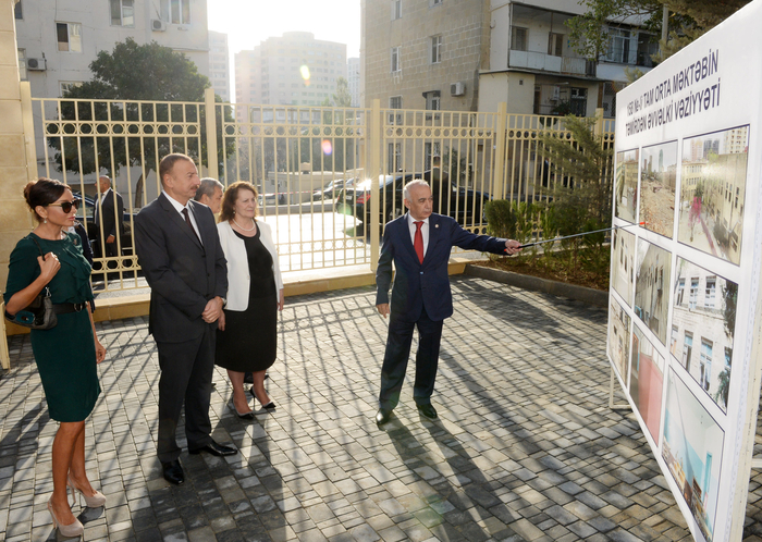 Президент Азербайджана и его супруга приняли участие в открытии школы в Ясамальском районе Баку после реконструкции (ФОТО)