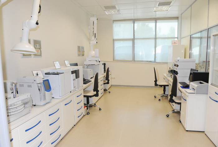 Президент Азербайджана и его супруга приняли участие в открытии нового здания центральной лаборатории ОАО "Азерсу" (ФОТО)