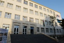 Президент Азербайджана и его супруга приняли участие в открытии школы в Ясамальском районе Баку после реконструкции (ФОТО)