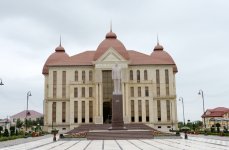 Президент Азербайджана и его супруга прибыли в Губинский район (ФОТО)