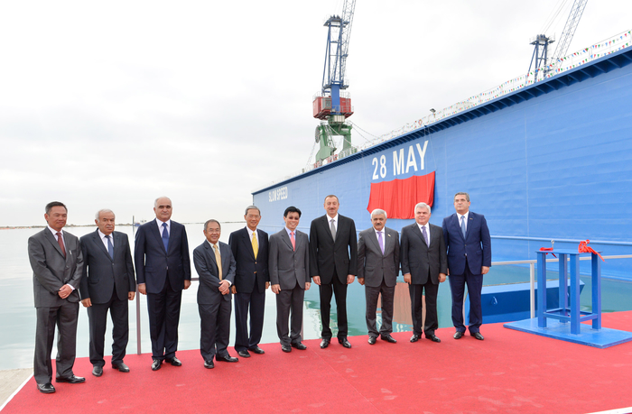 Президент Ильхам Алиев: Азербайджан будет вносить свой вклад в решение энергетических вопросов и на Европейском континенте (ФОТО)