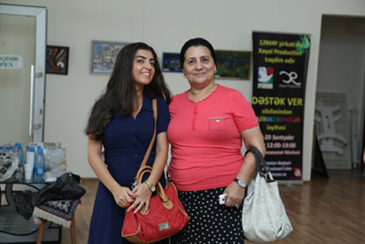 Выставка "Привлекательные цвета" стала праздником для талантливых художников -  Гюльнара Халилова (фото)