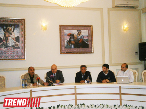 PEN-клуб Азербайджана реализует новый проект: пресс-конференция Чингиза Абдуллаева и Натига Расулзаде (фото)