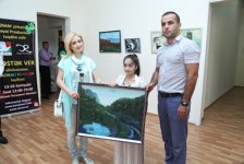 Выставка "Привлекательные цвета" стала праздником для талантливых художников -  Гюльнара Халилова (фото)