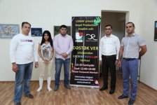 Выставка "Привлекательные цвета" стала праздником для талантливых художников -  Гюльнара Халилова (фото)