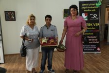 Выставка "Привлекательные цвета" стала праздником для талантливых художников -  Гюльнара Халилова (фото)