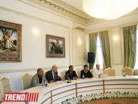 PEN-клуб Азербайджана реализует новый проект: пресс-конференция Чингиза Абдуллаева и Натига Расулзаде (фото)