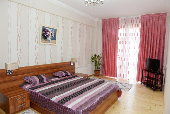 Первая леди Азербайджана приняла участие в церемонии открытия нового жилого здания для выпускников интернатов и детских садов (версия 3) (ФОТО)