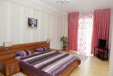 Первая леди Азербайджана приняла участие в церемонии открытия нового жилого здания для выпускников интернатов и детских садов (версия 3) (ФОТО)