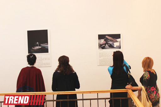 В Баку открылась фотовыставка личных вещей корифеев культуры и искусства (фото)