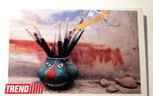 В Баку открылась фотовыставка личных вещей корифеев культуры и искусства (фото)