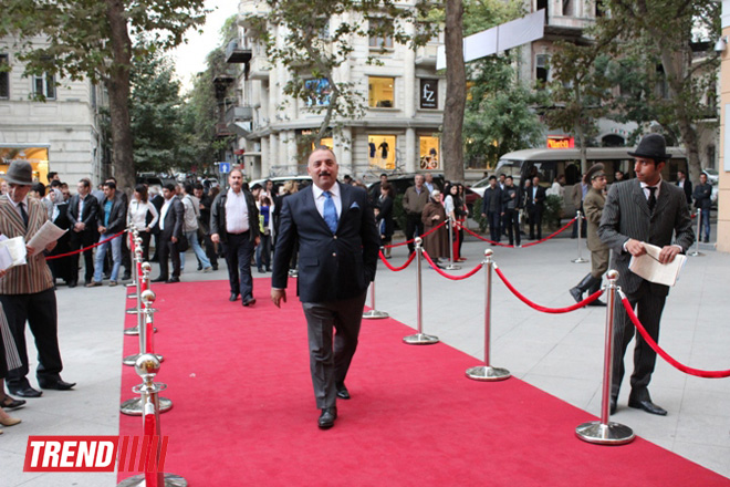 Звезды кино на красной дорожке, потрясающее шоу - "Азербайджанфильм-90" (ФОТО)