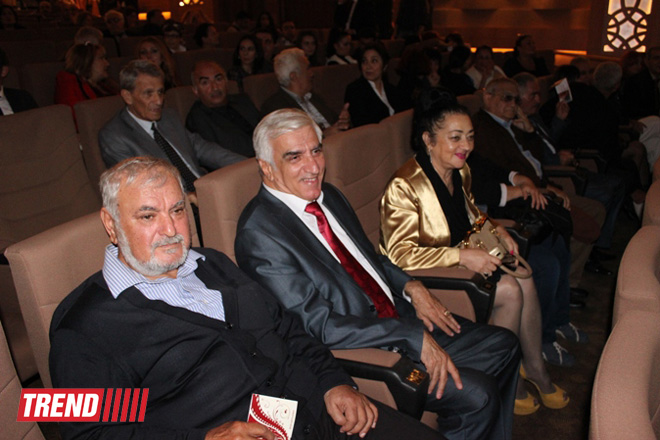 Звезды кино на красной дорожке, потрясающее шоу - "Азербайджанфильм-90" (ФОТО)