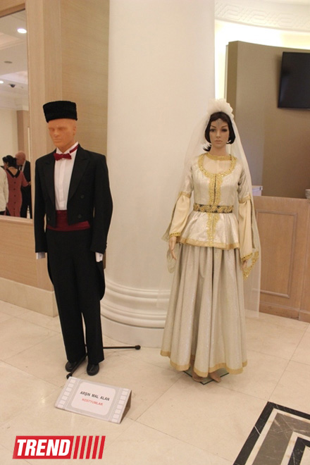 Костюмы из популярных азербайджанских фильмов (фото)