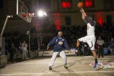 Азербайджанский спортсмен принял участие в "Битве королей" в тюрьме Алькатрас (фото)