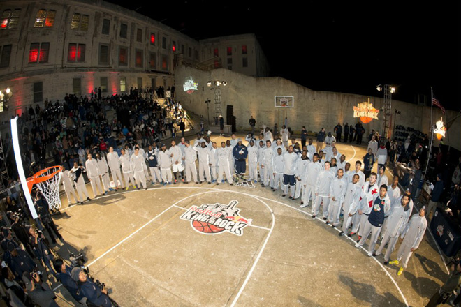 Азербайджанский спортсмен принял участие в "Битве королей" в тюрьме Алькатрас (фото)