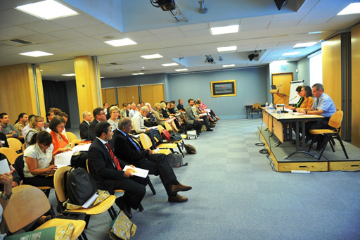 Азербайджан принял участие в конференции "Природные краски в истории и археологии" во Франции (фото)